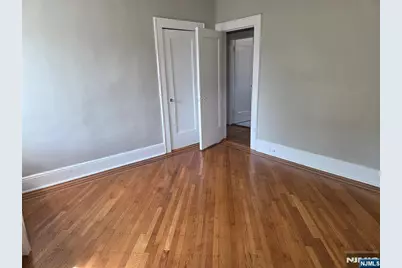 22 Seymour Street 6 #6, Montclair, NJ 07042 - Photo 9
