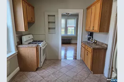 22 Seymour Street 6 #6, Montclair, NJ 07042 - Photo 17