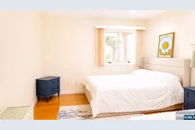 300 Gorge Road 53 #53, Cliffside Park, NJ 07010 - Photo 19