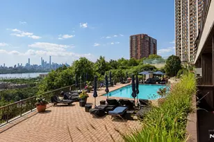 300 Gorge Road 53, Cliffside Park, NJ 07010 - Photo 27
