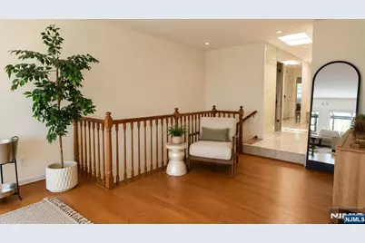 300 Gorge Road 53 #53, Cliffside Park, NJ 07010 - Photo 9