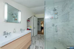 160 Mt Vernon St, Ridgefield Park, NJ 07660 - Photo 19