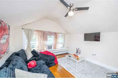 160 Mt Vernon Street, Ridgefield Park, NJ 07660 - Photo 13