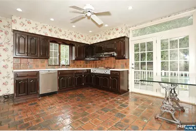 153 Glenwood Avenue, Leonia, NJ 07605 - Photo 13