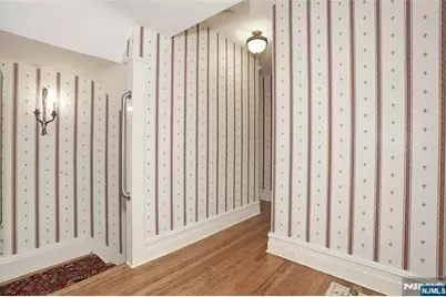 153 Glenwood Avenue, Leonia, NJ 07605 - Photo 17