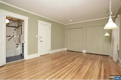 153 Glenwood Avenue, Leonia, NJ 07605 - Photo 23