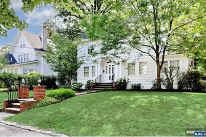 153 Glenwood Avenue, Leonia, NJ 07605 - Photo 49