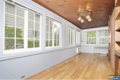 153 Glenwood Avenue, Leonia, NJ 07605 - Photo 11