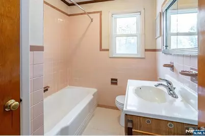 1801 Long Hill Road, Long Hill Township, NJ 07946 - Photo 17