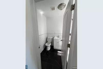 161 Central Avenue 2 &amp; 3 Floor #2 &amp; 3 floor, Hackensack, NJ 07601 - Photo 5