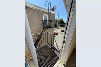 161 Central Avenue 2 &amp; 3 Floor #2 &amp; 3 floor, Hackensack, NJ 07601 - Photo 19