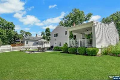 15-10 Mandon Place, Fair Lawn, NJ 07410 - Photo 37