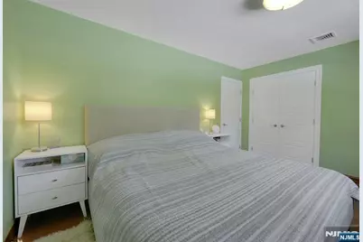 15-10 Mandon Place, Fair Lawn, NJ 07410 - Photo 15