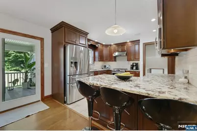15-10 Mandon Place, Fair Lawn, NJ 07410 - Photo 11