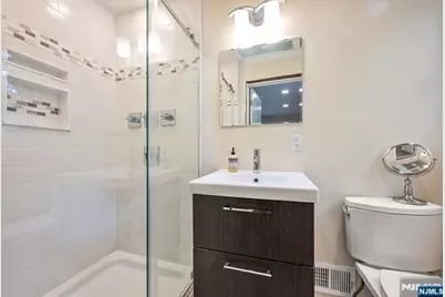 49 Rutherford Place, Montvale, NJ 07645 - Photo 17