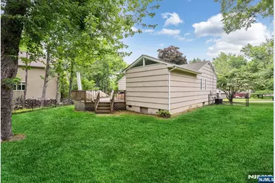 49 Rutherford Place, Montvale, NJ 07645 - Photo 29