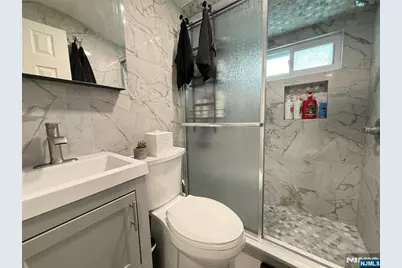 51 Echo Place 2nd Fl #2nd fl, Elmwood Park, NJ 07407 - Photo 31