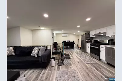 51 Echo Place 2nd Fl #2nd fl, Elmwood Park, NJ 07407 - Photo 5