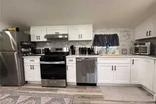 51 Echo Pl 2nd Fl, Elmwood Park, NJ 07407 - Photo 15