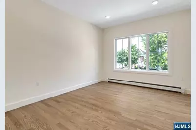 28 Brinkerhoff Terrace 1 #1, Palisades Park, NJ 07650 - Photo 9