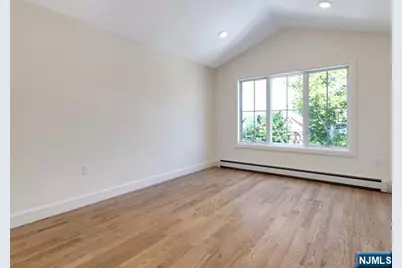 28 Brinkerhoff Terrace 1 #1, Palisades Park, NJ 07650 - Photo 11
