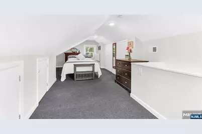 256 Van Buren Avenue, Teaneck Township, NJ 07666 - Photo 29