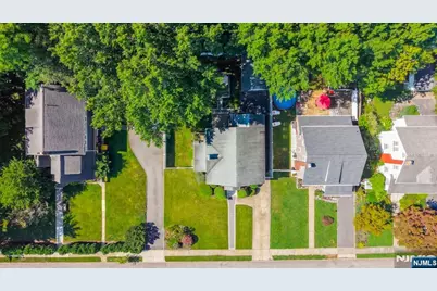 256 Van Buren Avenue, Teaneck Township, NJ 07666 - Photo 45