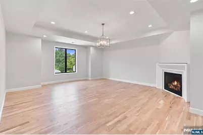 295 Georgian Drive, Paramus, NJ 07652 - Photo 23