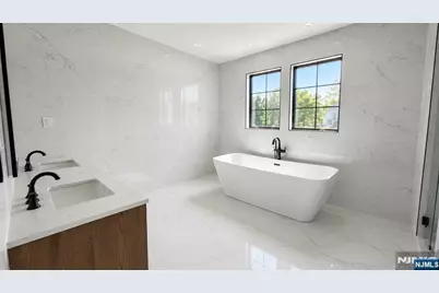 295 Georgian Drive, Paramus, NJ 07652 - Photo 3