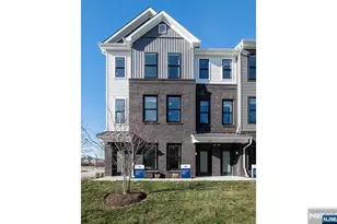 300 Sycamore Street 302, Kearny, NJ 07032 - Photo 1