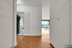 5 Horizon Road 2102, Fort Lee, NJ 07024 - Photo 5