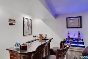 1527 10th St, Fort Lee, NJ 07024 - Photo 31