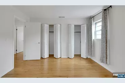 1527 10th Street, Fort Lee, NJ 07024 - Photo 15