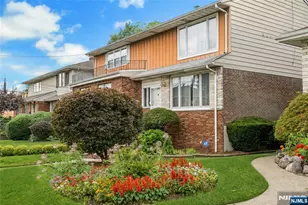 1527 10th St, Fort Lee, NJ 07024 - Photo 1