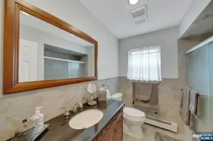 1527 10th St, Fort Lee, NJ 07024 - Photo 11