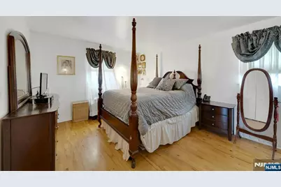 1527 10th Street, Fort Lee, NJ 07024 - Photo 7