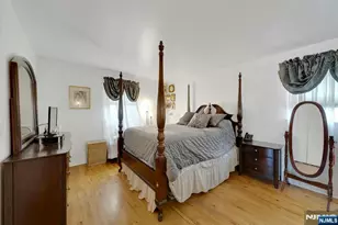 1527 10th St, Fort Lee, NJ 07024 - Photo 7