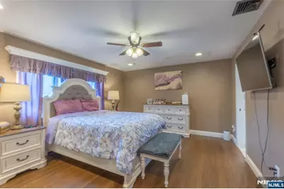 6 Livi Court 1 #1, Elmwood Park, NJ 07407 - Photo 25
