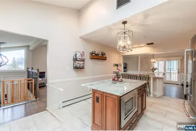6 Livi Court 1 #1, Elmwood Park, NJ 07407 - Photo 19