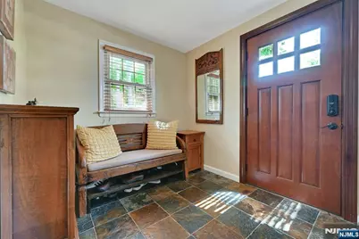 49 Washington Avenue, River Edge, NJ 07661 - Photo 5