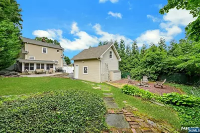 49 Washington Avenue, River Edge, NJ 07661 - Photo 3