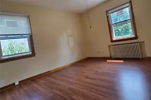 85 Linden Ave, Elmwood Park, NJ 07407 - Photo 25