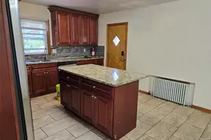 85 Linden Ave, Elmwood Park, NJ 07407 - Photo 27