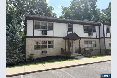 117 Treetop 11 #11, Bloomingdale, NJ 07403 - Photo 1