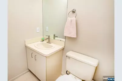 507 Windsor Drive 107 #107, Palisades Park, NJ 07650 - Photo 9