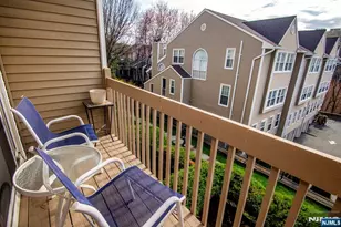 507 Windsor Dr 107, Palisades Park, NJ 07650 - Photo 5