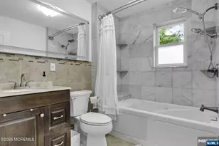 247 Post Ave, Lyndhurst Township, NJ 07071 - Photo 21