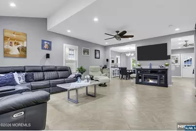 247 Post Avenue, Lyndhurst Township, NJ 07071 - Photo 7