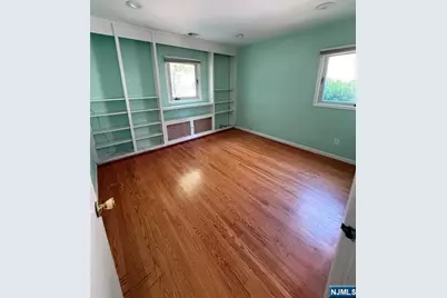 768 Dearborn Street, Teaneck Township, NJ 07666 - Photo 5