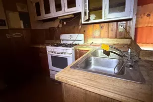 605 Park Ave, East Orange, NJ 07017 - Photo 15